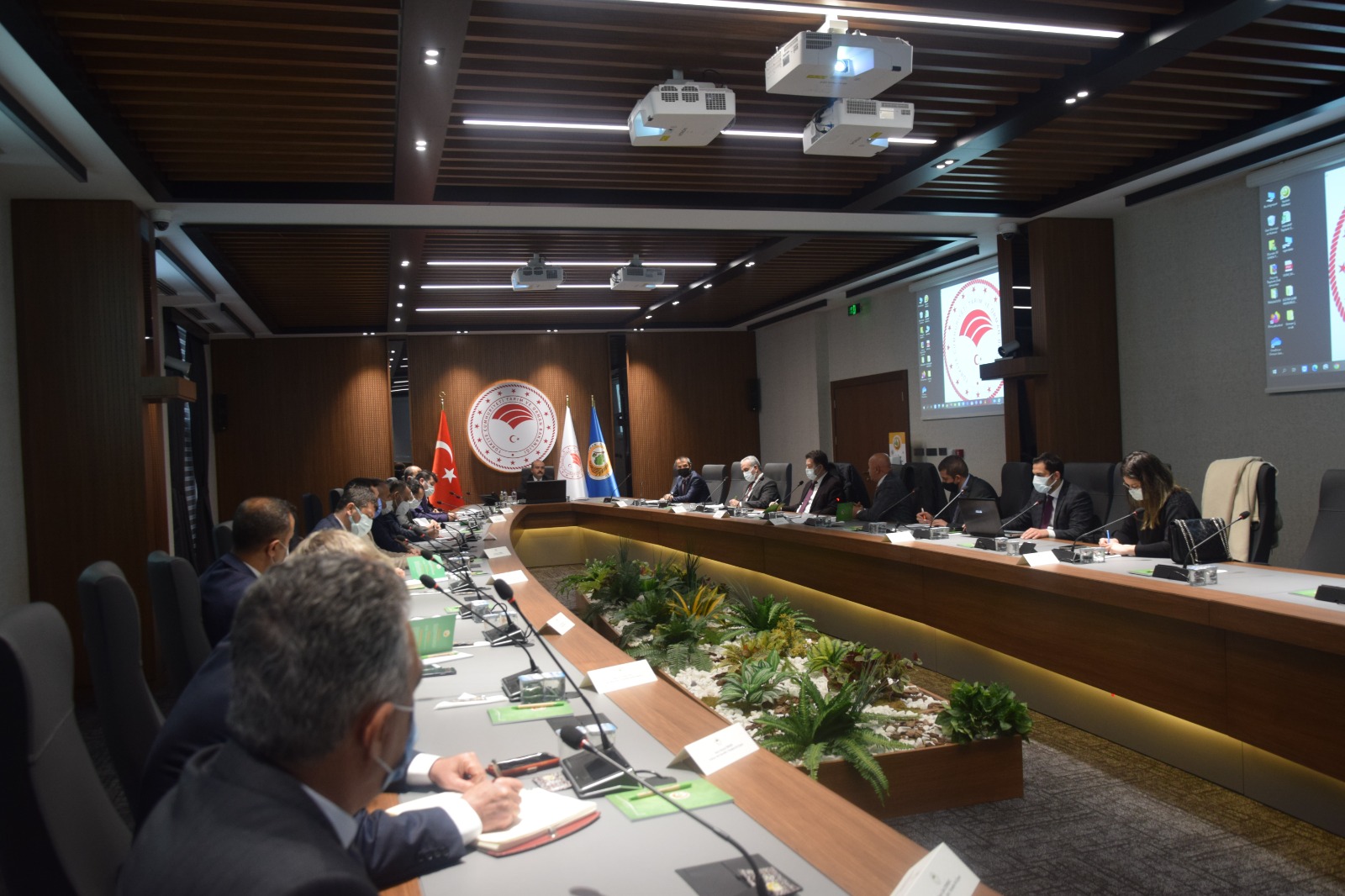 BAKAN YARDIMCIMIZ SN. FATİH METİN İLE YEM SEKTÖRÜNDEKİ GELİŞMELERİ PAYLAŞTIK